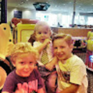 Meet your Posher, Tania